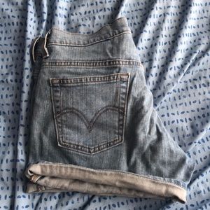 Levi’s shorts